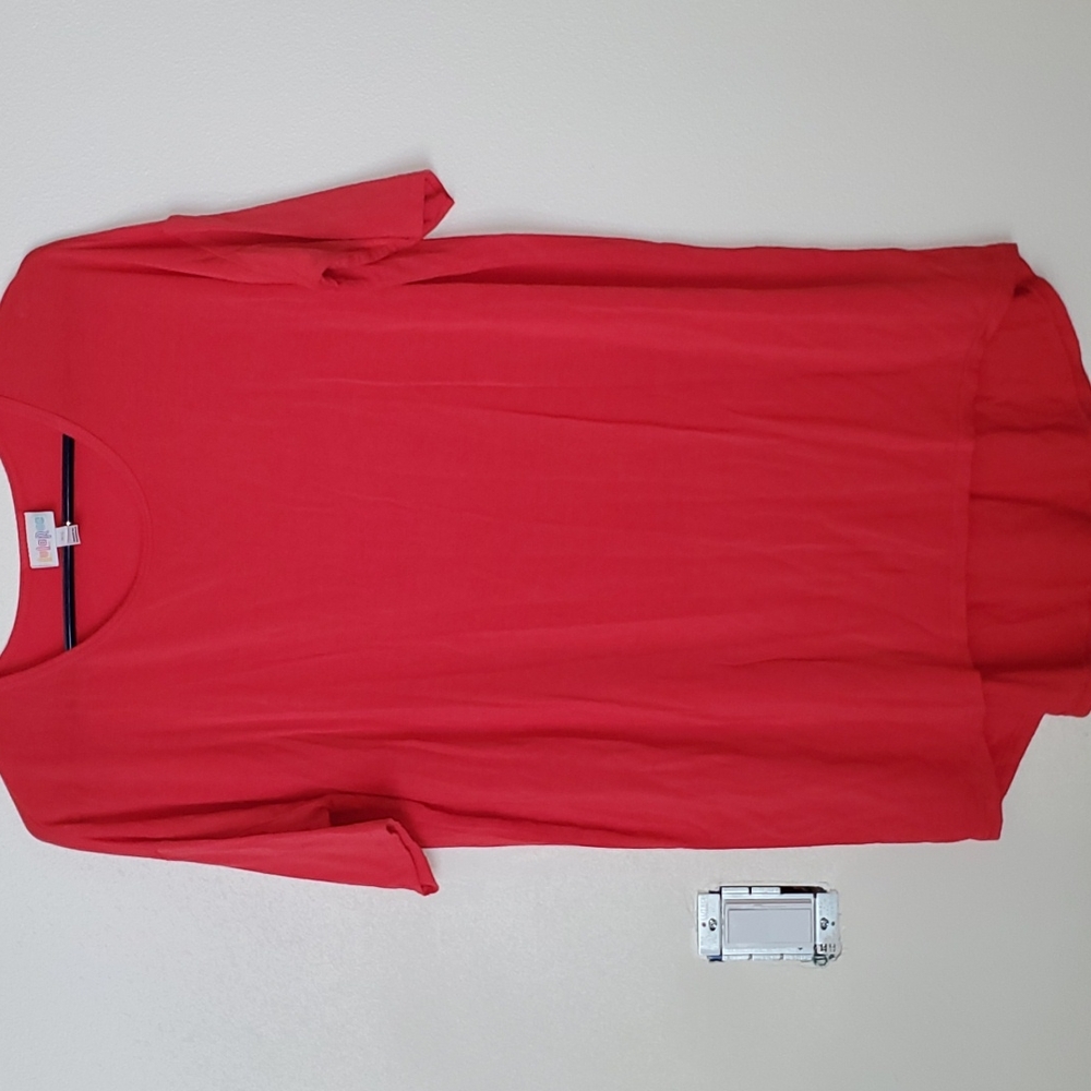 LuLaRoe Irma Tunic